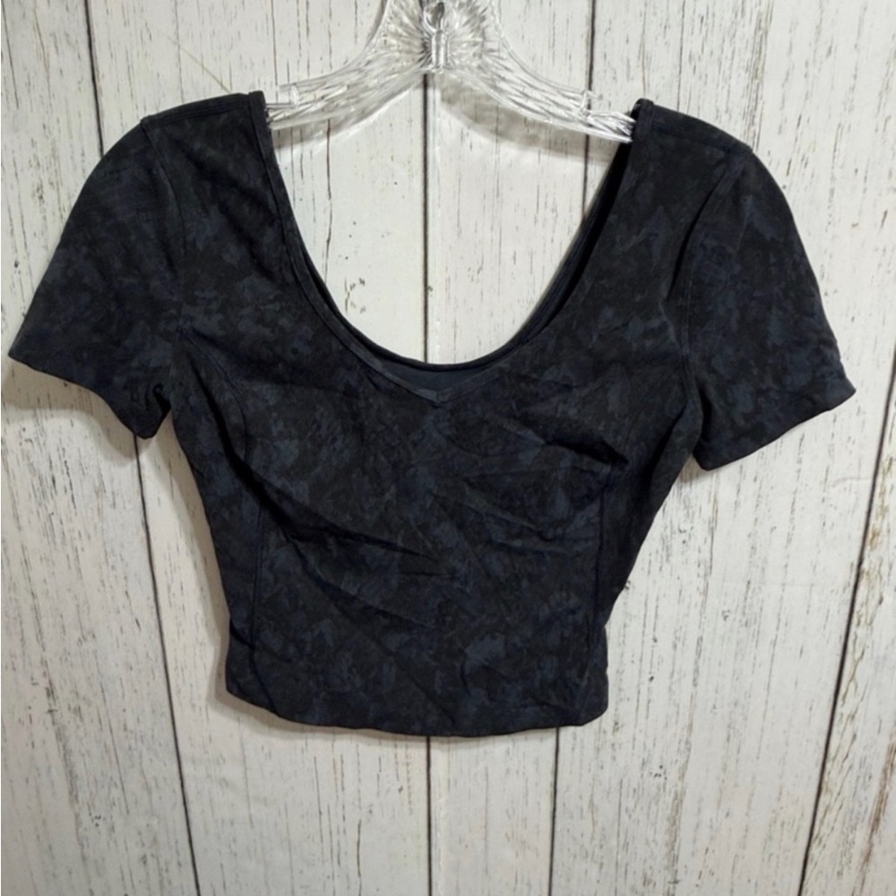 Lululemon Align Tee - Picture 3 of 7